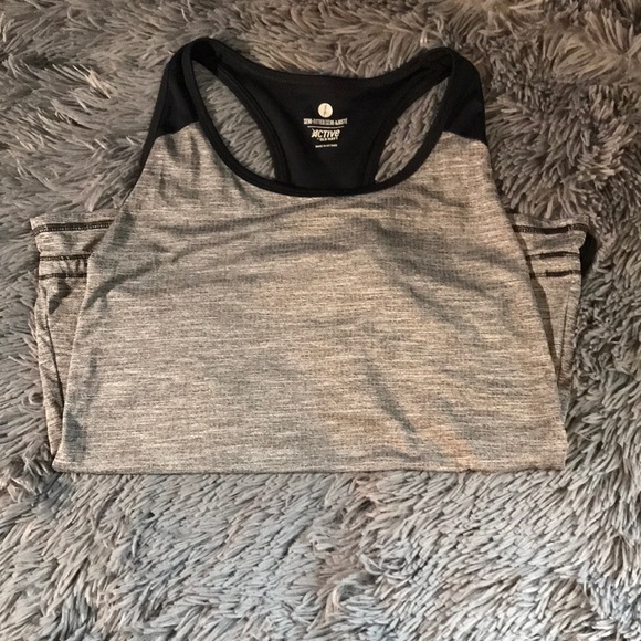 Sporty Workout Tang Top - Picture 2 of 4